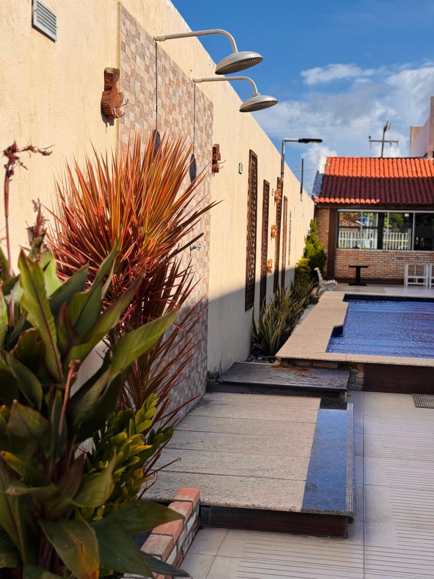 Hotel Costa Do Delta Тутоя Экстерьер фото
